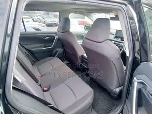 Toyota RAV4 2021 Black