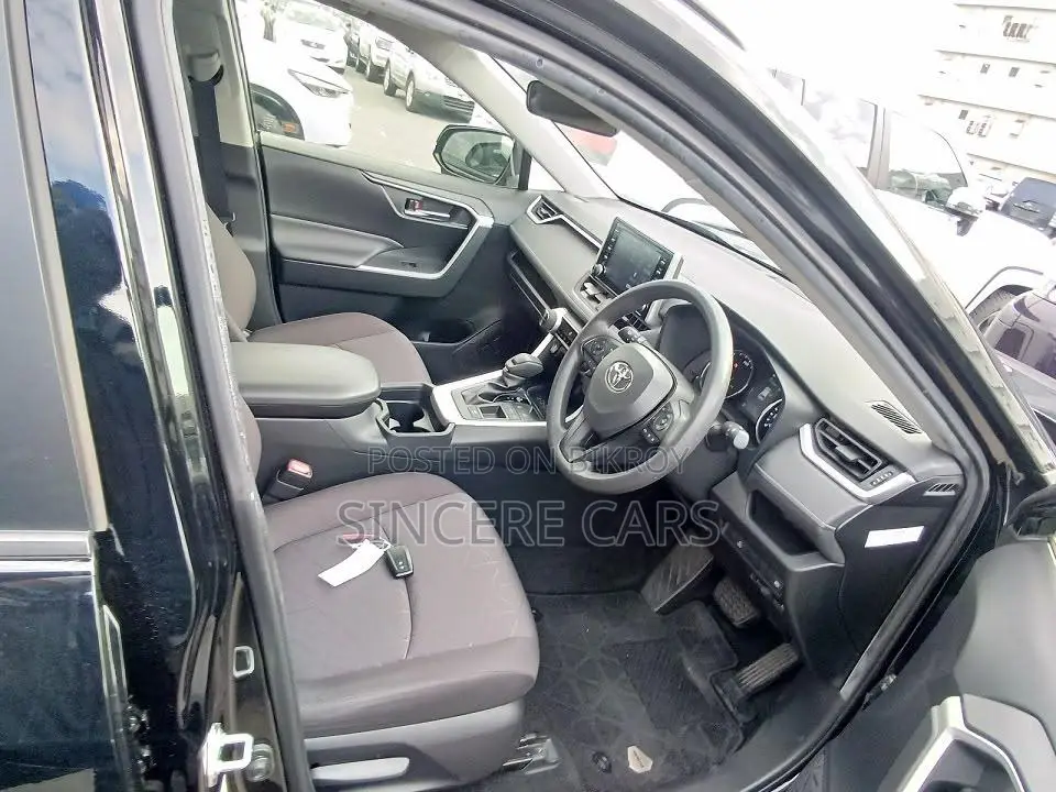 Toyota RAV4 2021 Black