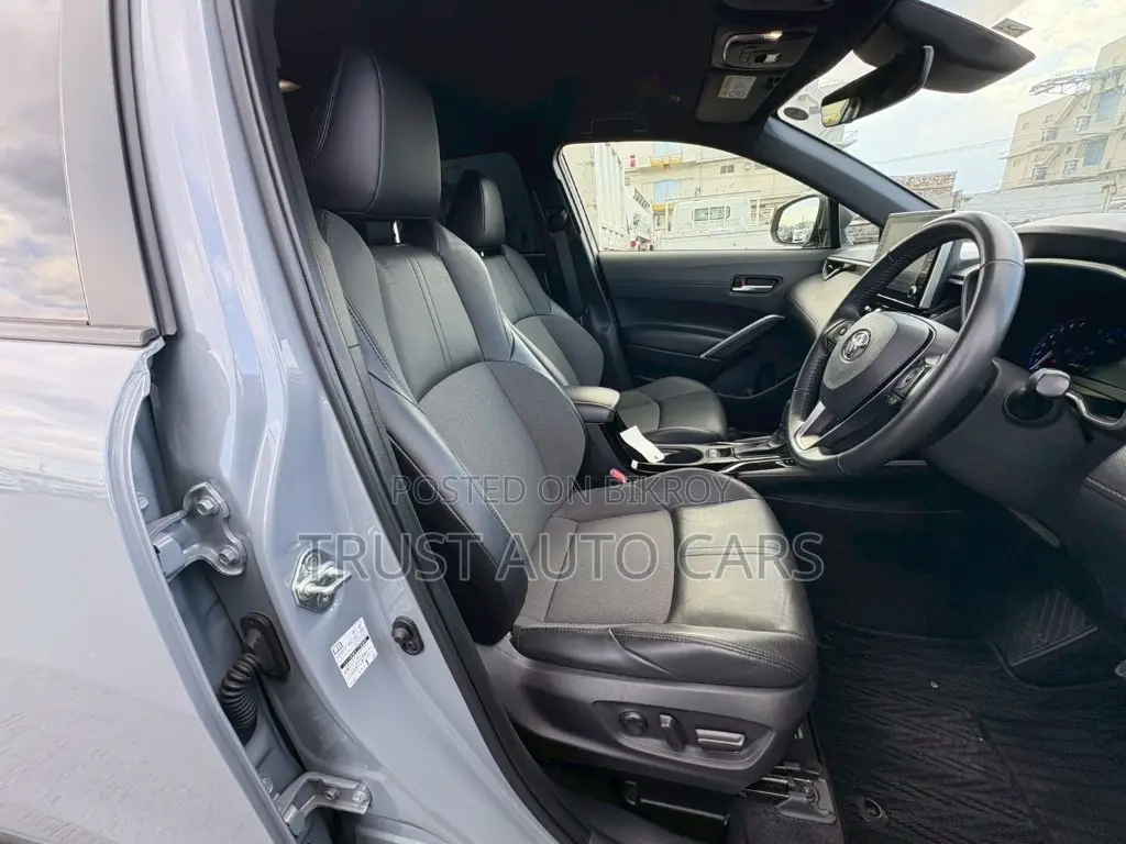 Toyota Corolla Cross 2023 Gray