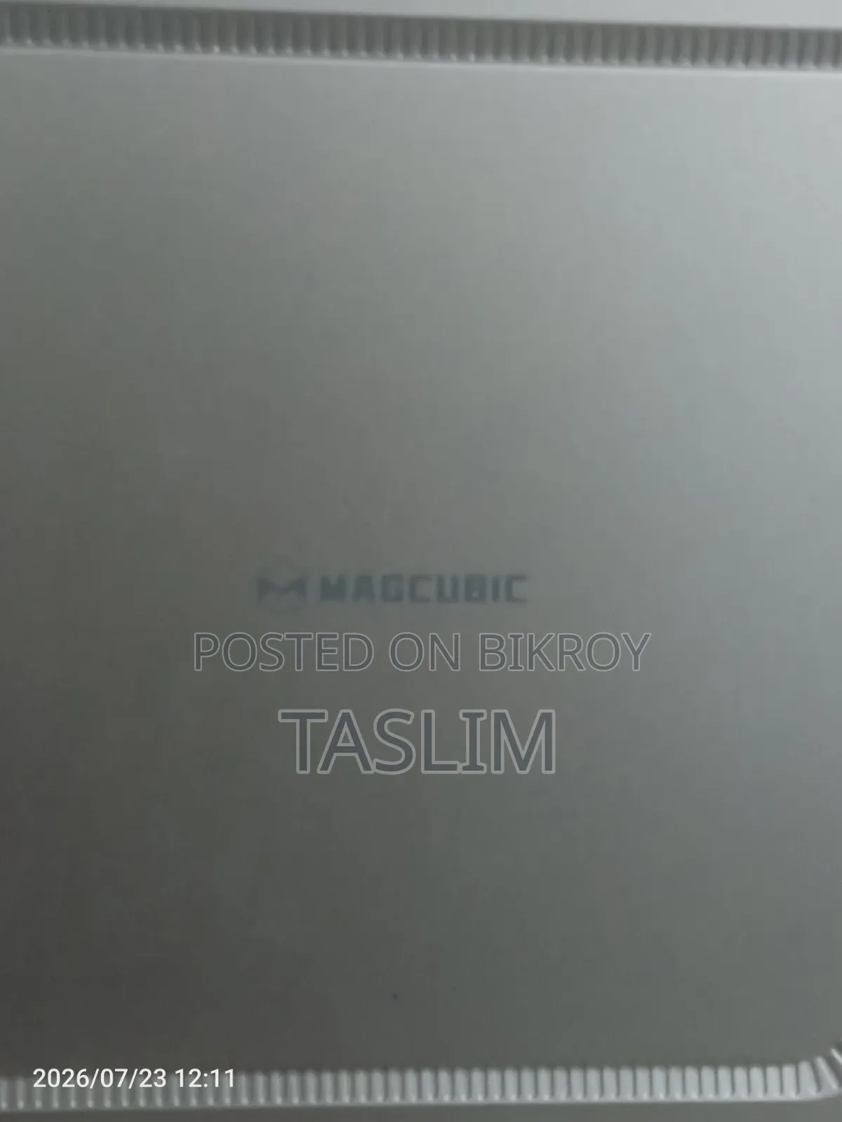 Magcubic Projector With Screen