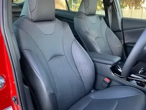 Toyota Prius 2019 Red