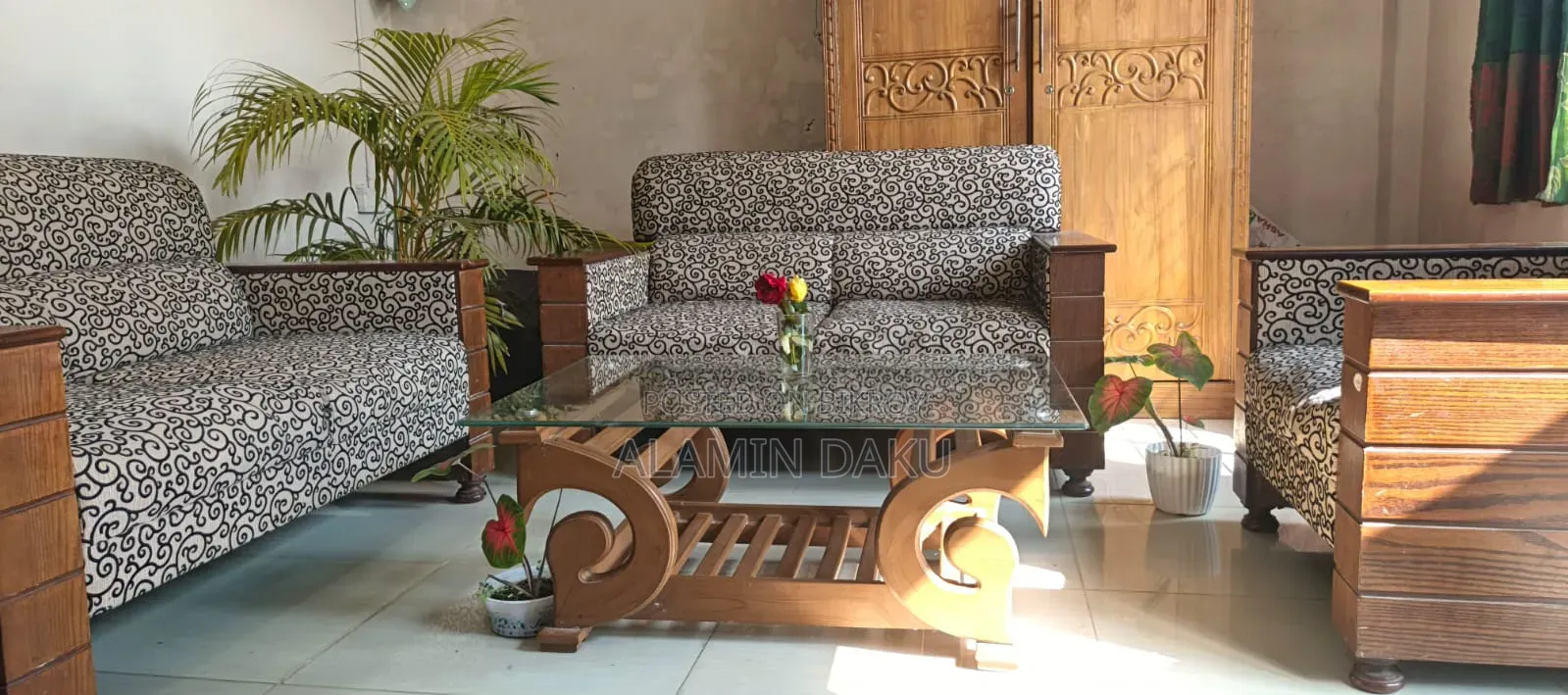 Sofa Set and Tea Table