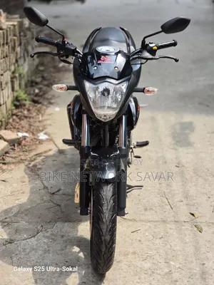 সুজুকি জিক্সার ২০২৫ কালো