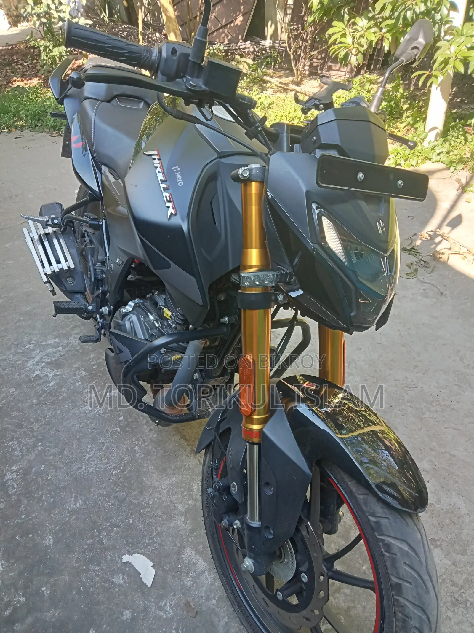 Hero Thriller 160R 4V 2024 Black
