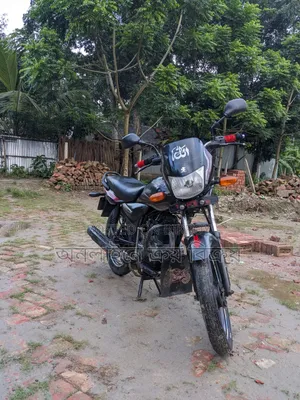 বাজাজ প্লাটিনা ১০০ ২০১৩ কালো