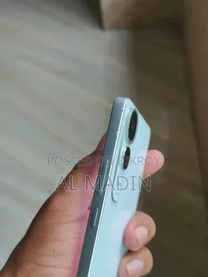 Vivo Y400 ২৫৬ জিবি
