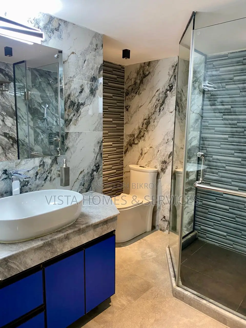 Furnished 3 Bedroom Apartment in Southeast Palace, Gulshan for Rent