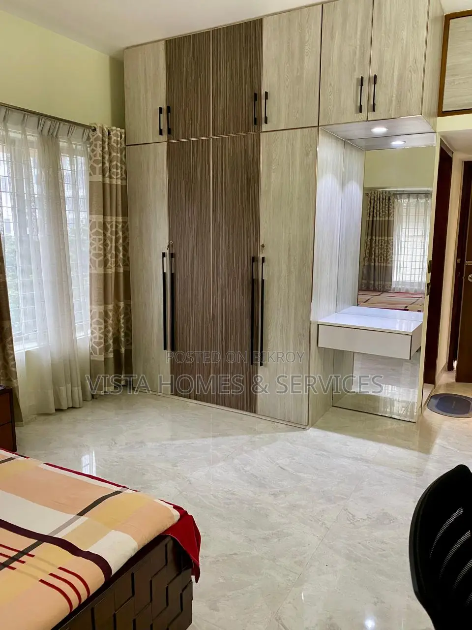 Furnished 3 Bedroom Apartment in Southeast Palace, Gulshan for Rent
