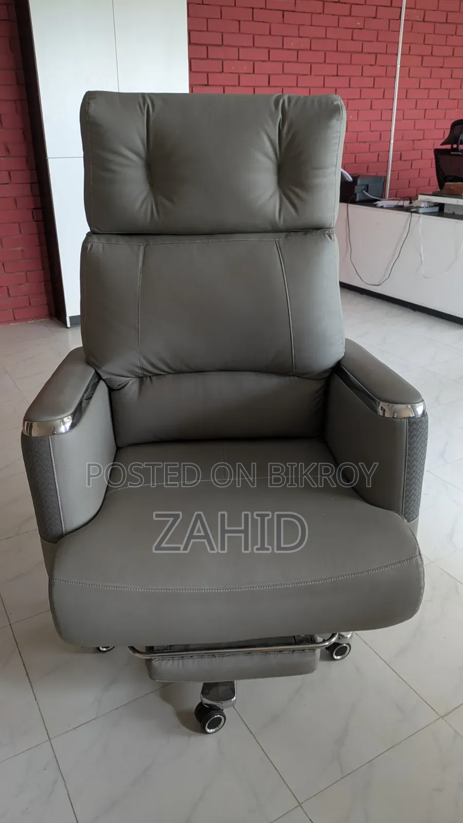 Premium Boss Chair