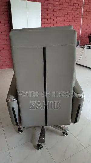 Premium Boss Chair