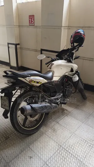 হিরো হাংক ২০১৮ হোয়াইট