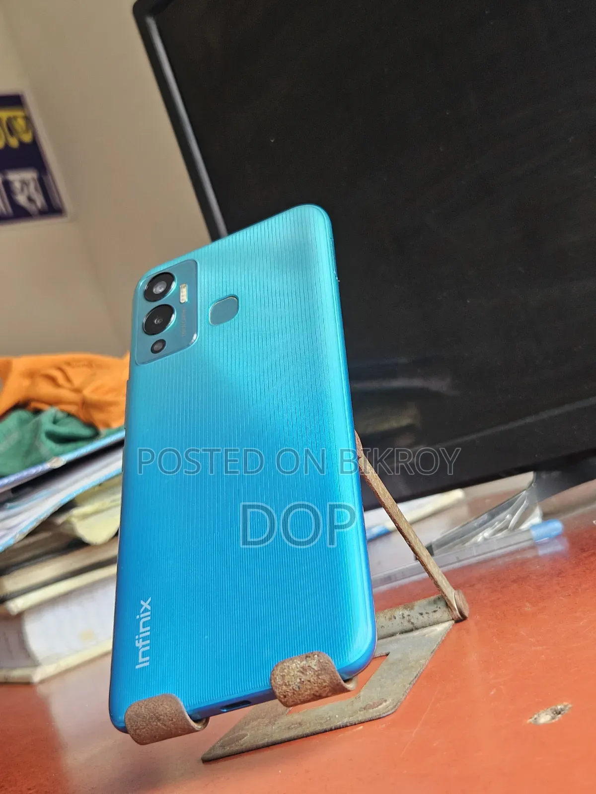 Infinix Hot 12 play 64 GB Blue