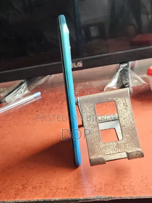 Infinix Hot 12 play 64 GB Blue