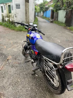 Bajaj Boxer 2010