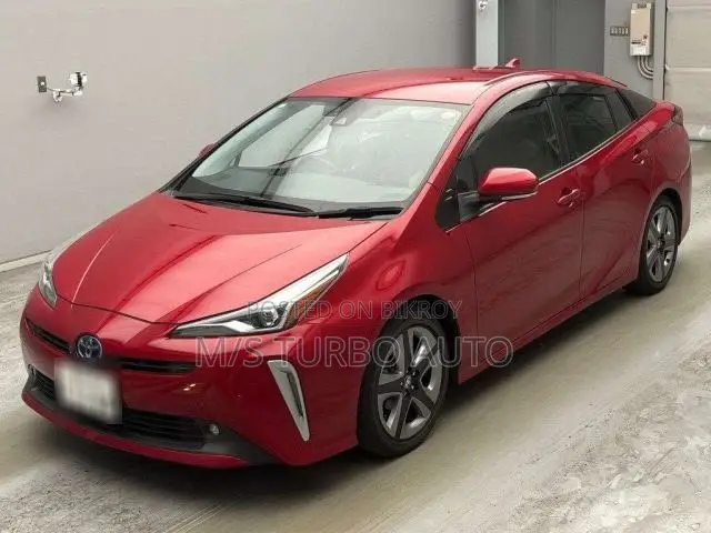 Toyota Prius 2022 Red