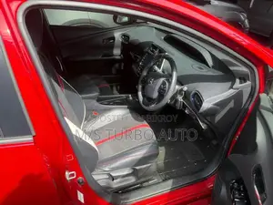 Toyota Prius 2022 Red