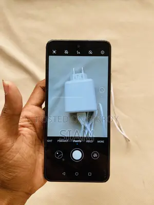 হুয়াওয়ে ওয়াই৭এ ১২৮ জিবি গোল্ড