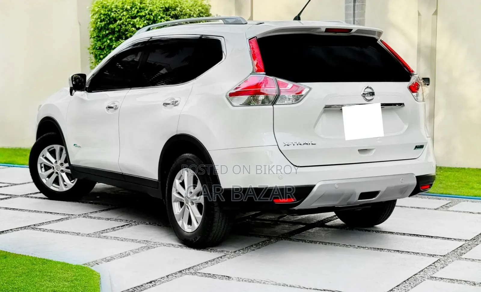 Nissan X-Trail 2.0 Petrol FWD 2014 White