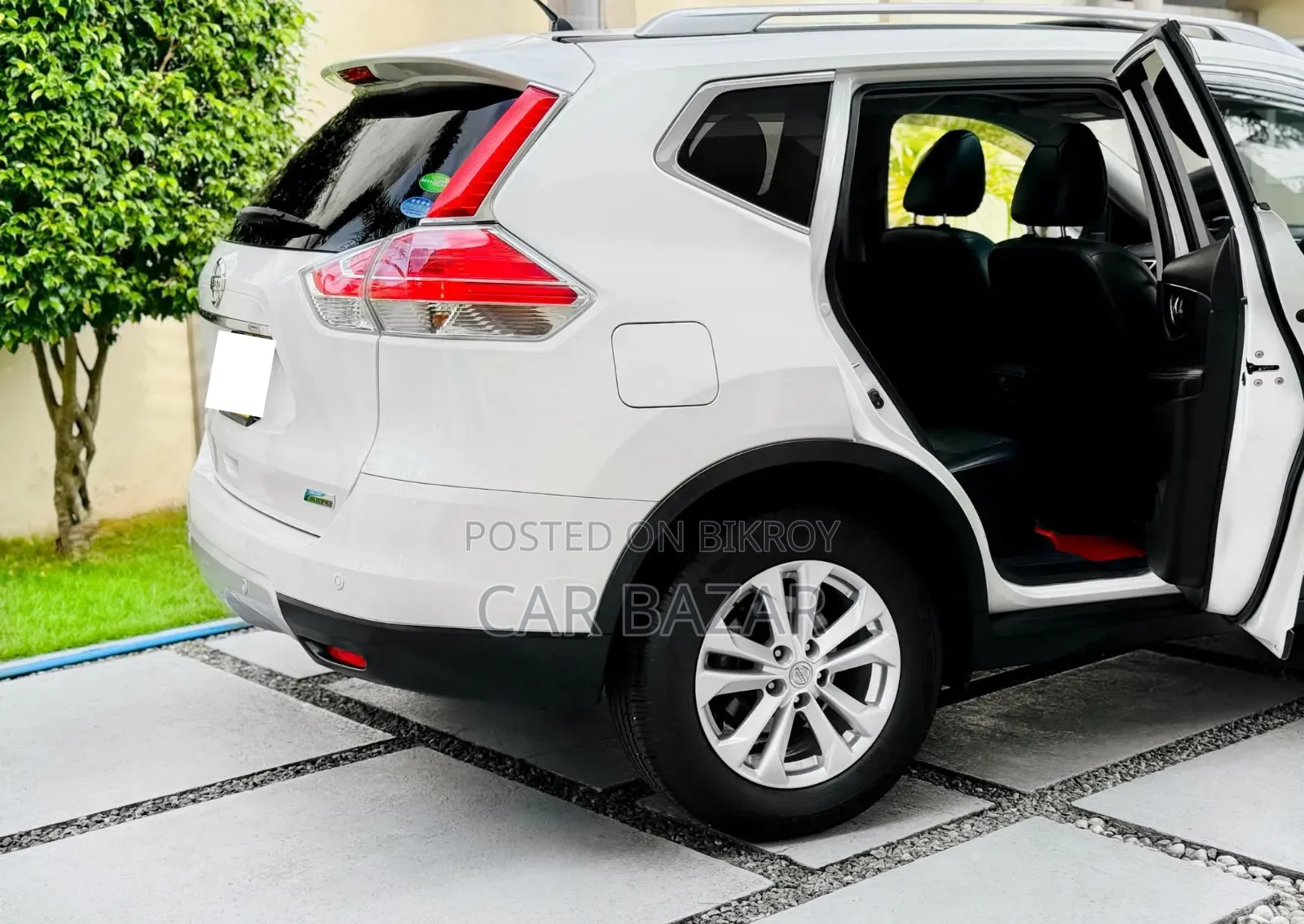 Nissan X-Trail 2.0 Petrol FWD 2014 White