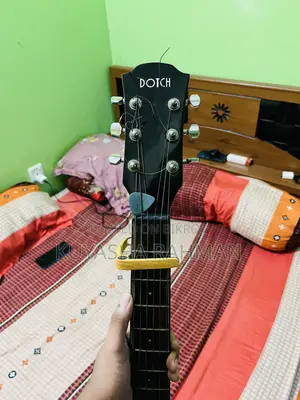 ডচ এমডি১০০সি এসবি অ্যাকৌস্টিক গিটার