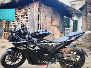 জিপিক্স ডেমন জিআর২০০আর ২০২৫ কালো