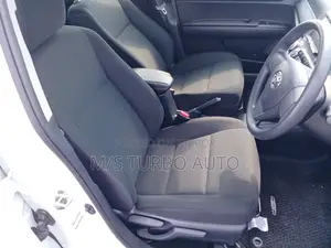 Toyota Axio 2021 Off white