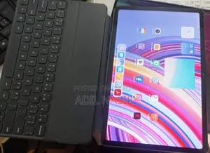 রিয়েলমি প্যাড ২৫৬ জিবি ব্ল্যাক