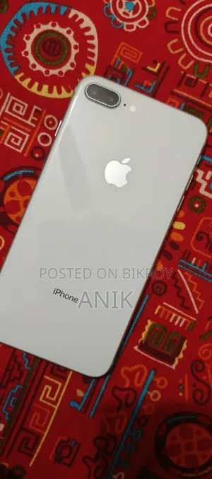 Apple iPhone 8 Plus 64 GB White