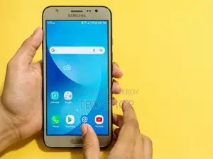 Samsung Galaxy J7 NXT 16 GB Black