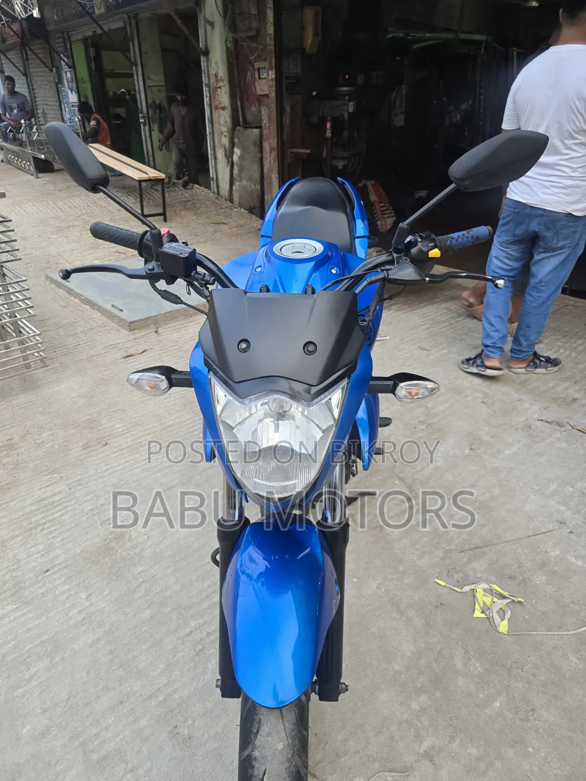 সুজুকি ২০২৩ নীল