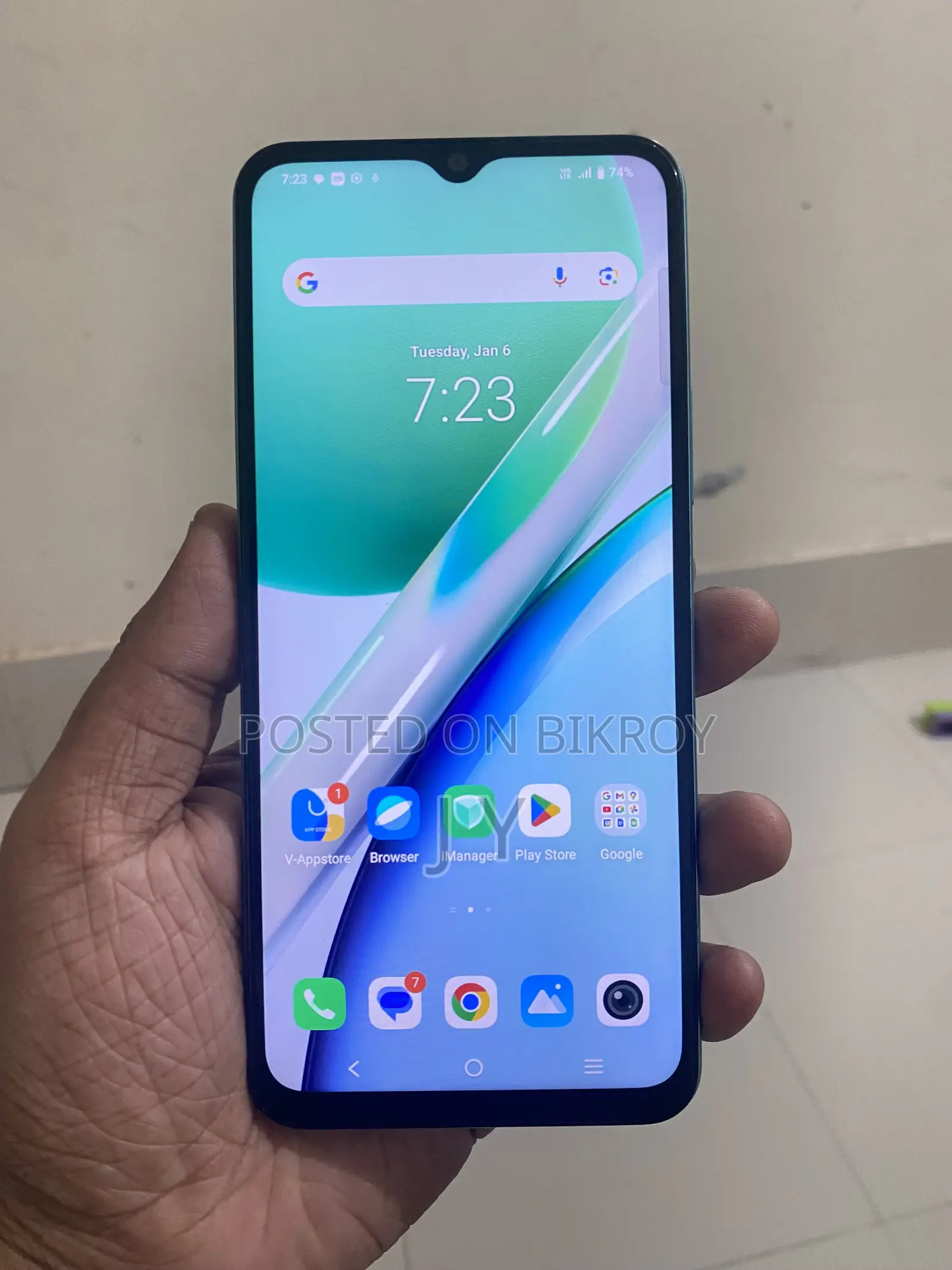 Vivo Y28 128 GB Blue
