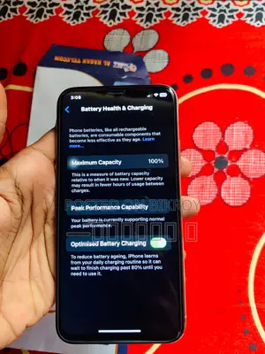 Apple iPhone X 64 GB White