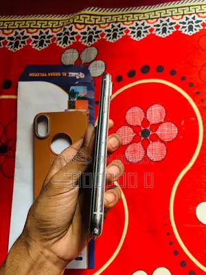 Apple iPhone X 64 GB White