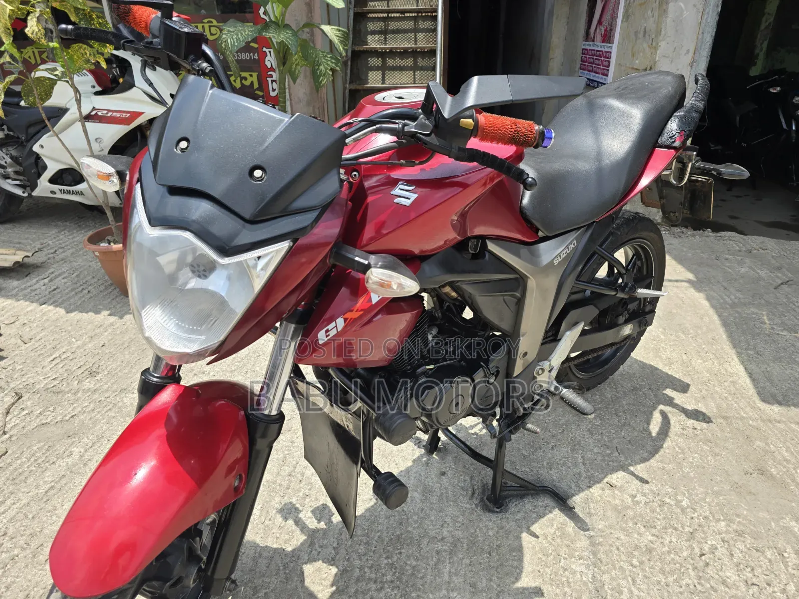 সুজুকি ২০২২ রেড