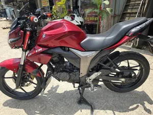 সুজুকি ২০২২ রেড