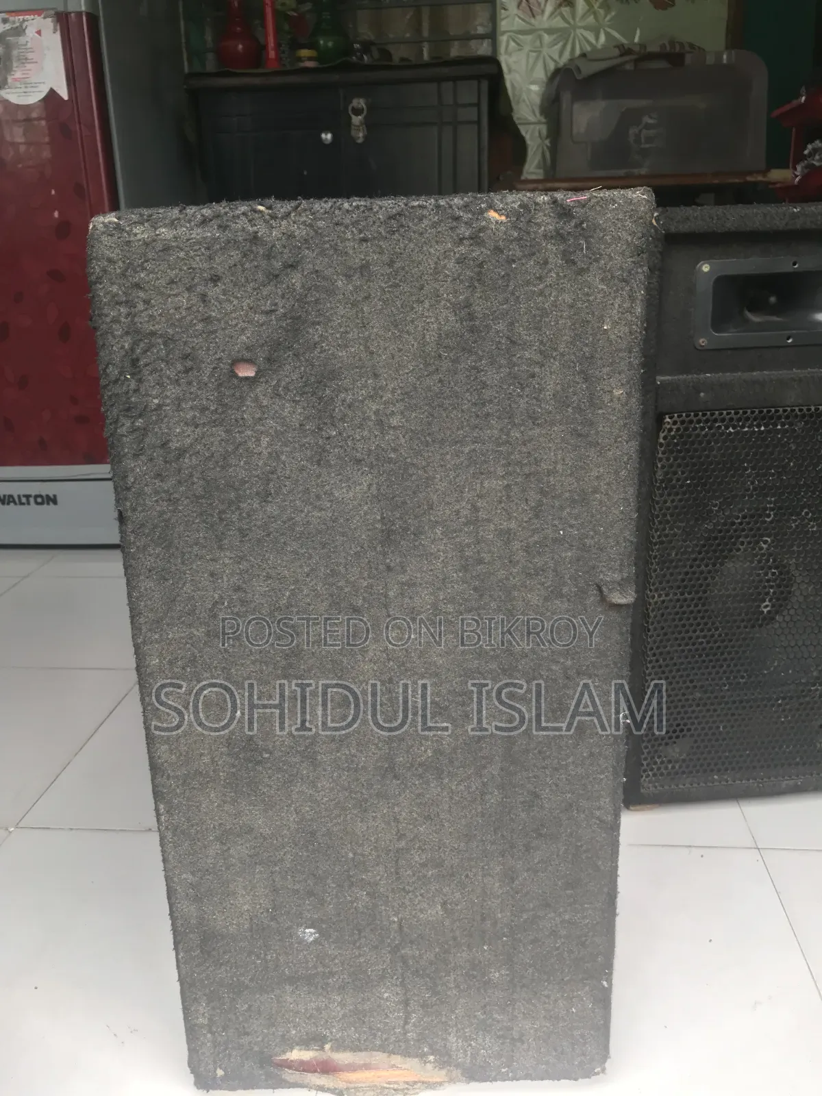 ৮ ইঞ্চি স্পিকার। বাক্সটি হলো ২৪ ইঞ্চি