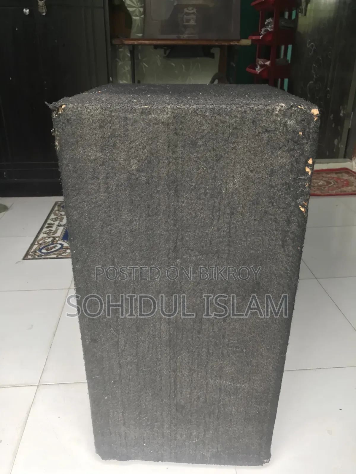 ৮ ইঞ্চি স্পিকার। বাক্সটি হলো ২৪ ইঞ্চি