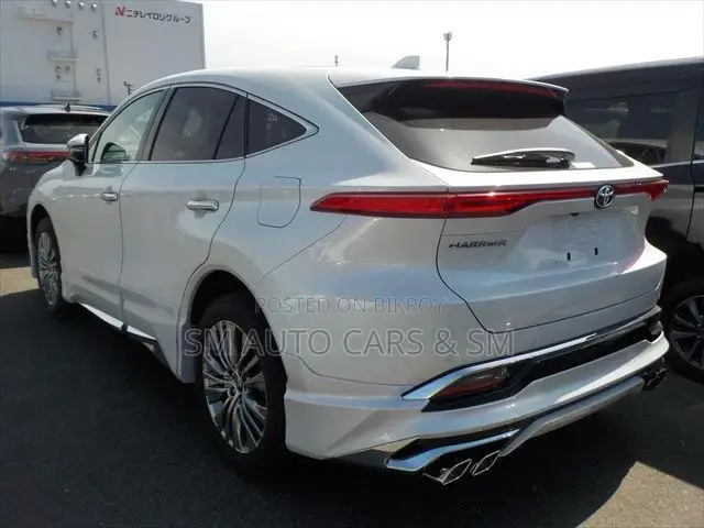 Toyota Harrier 2023 Pearl