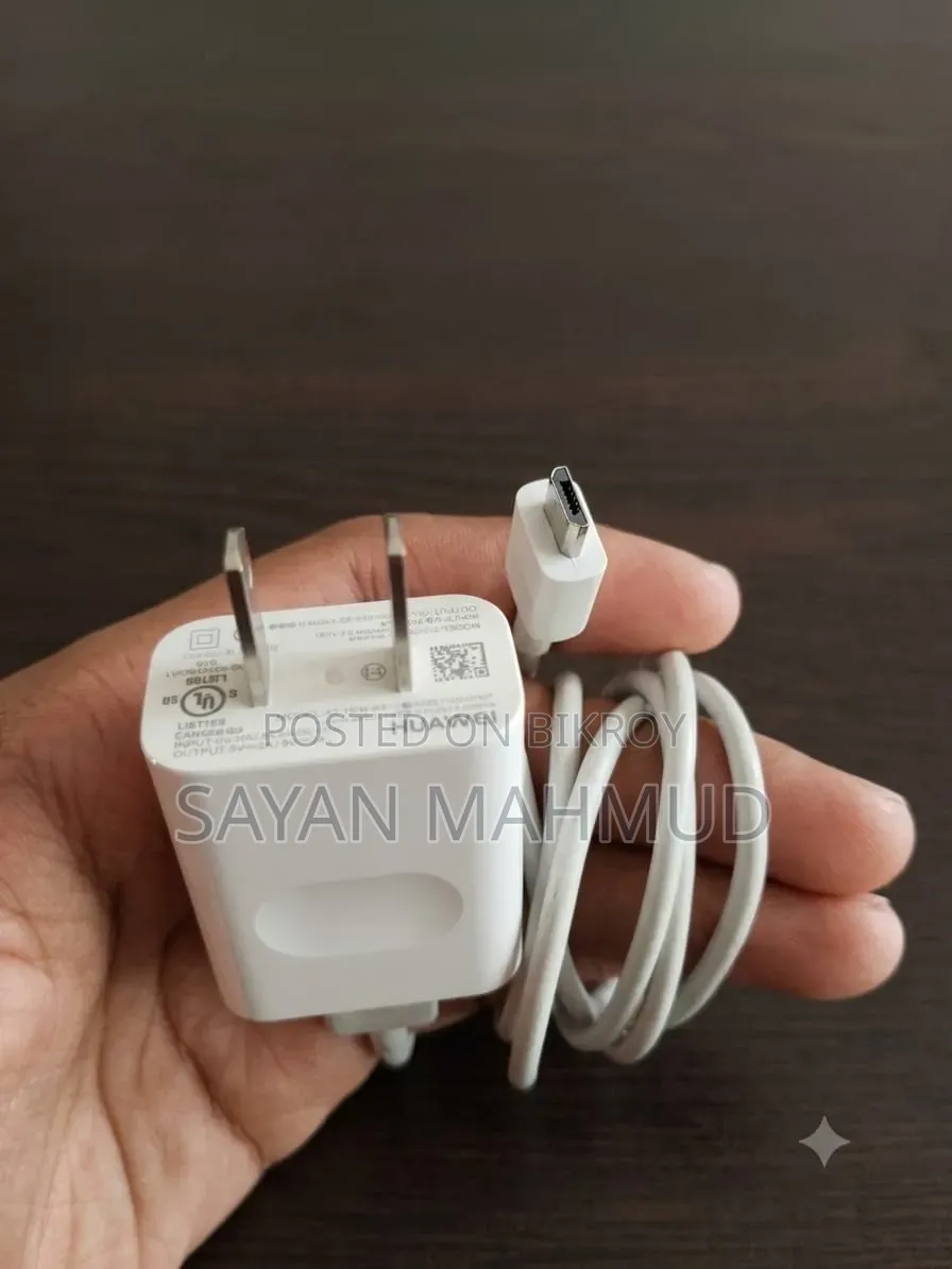 হুয়াওয়ে চার্জার বিক্রির জন্য