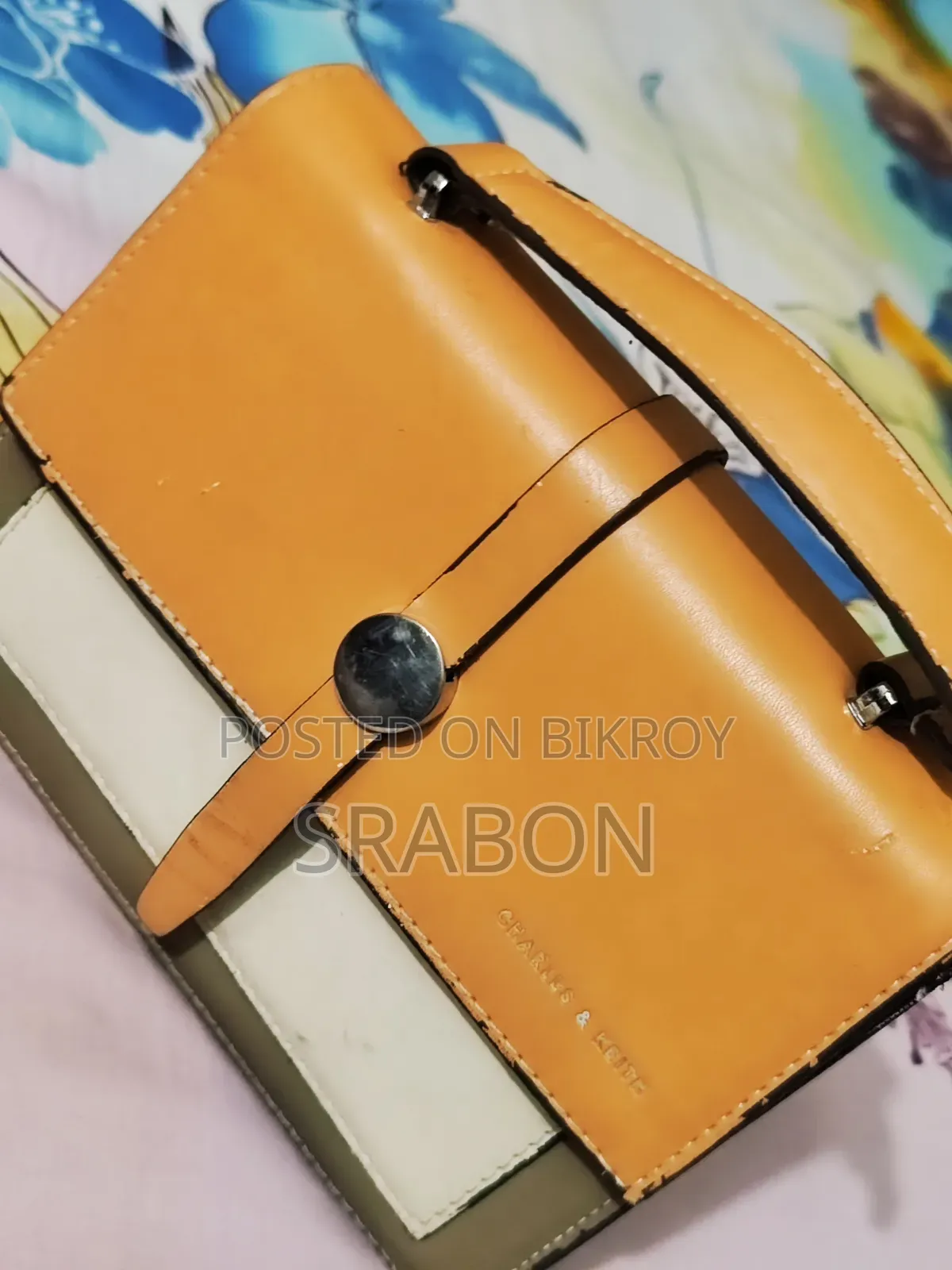 লেডিস হ্যান্ড পার্স