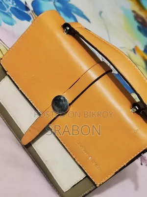 লেডিস হ্যান্ড পার্স