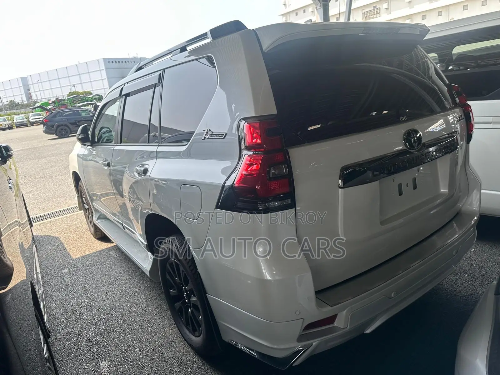 Toyota Land Cruiser Prado 2.7 2022 Pearl