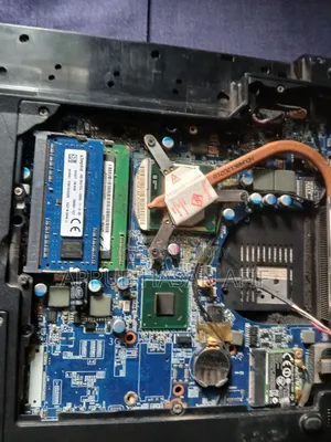 Laptop 8GB Intel Pentium SSD 128GB