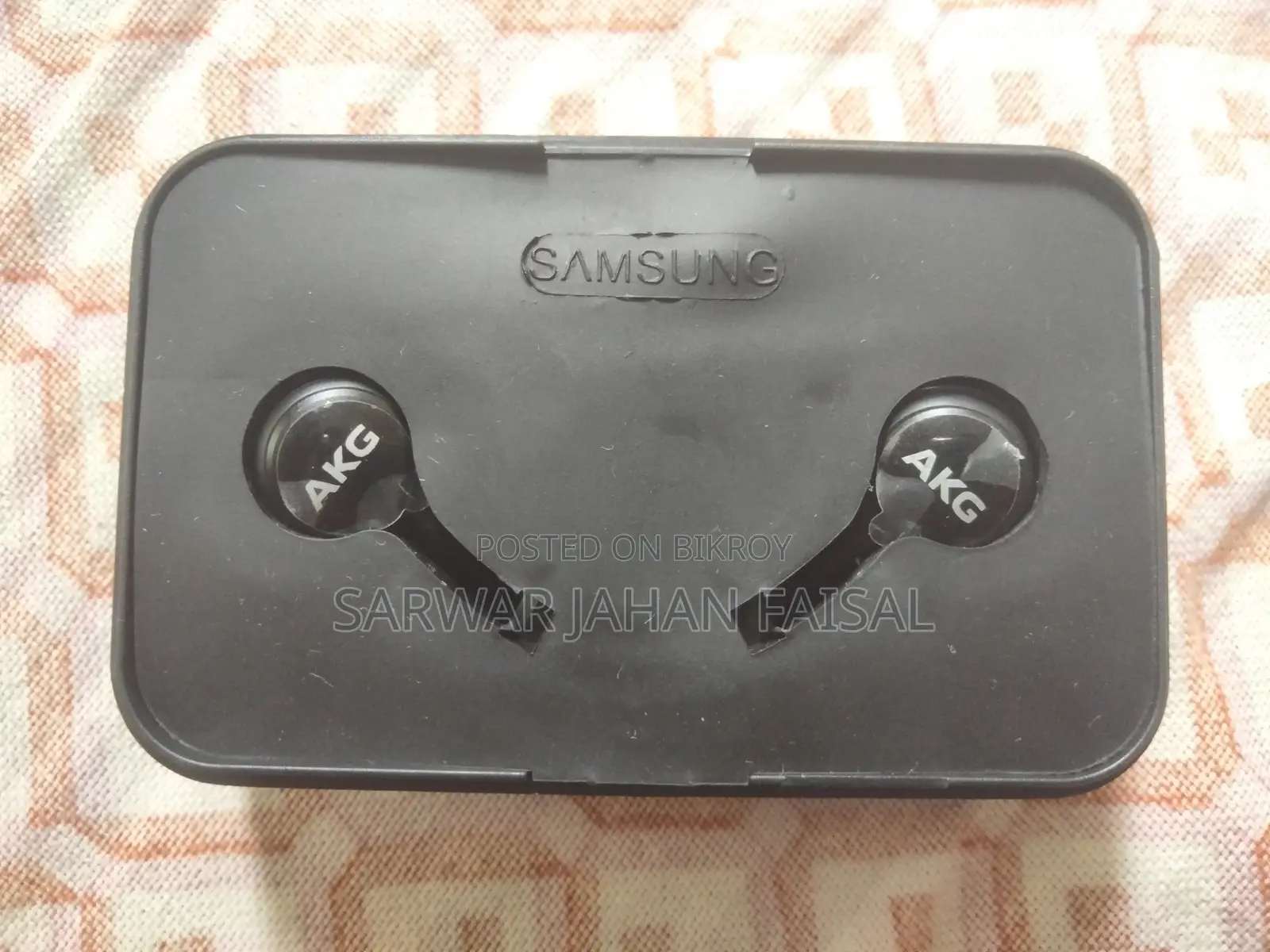 নতুন স্যামসাং ইয়ারফোন