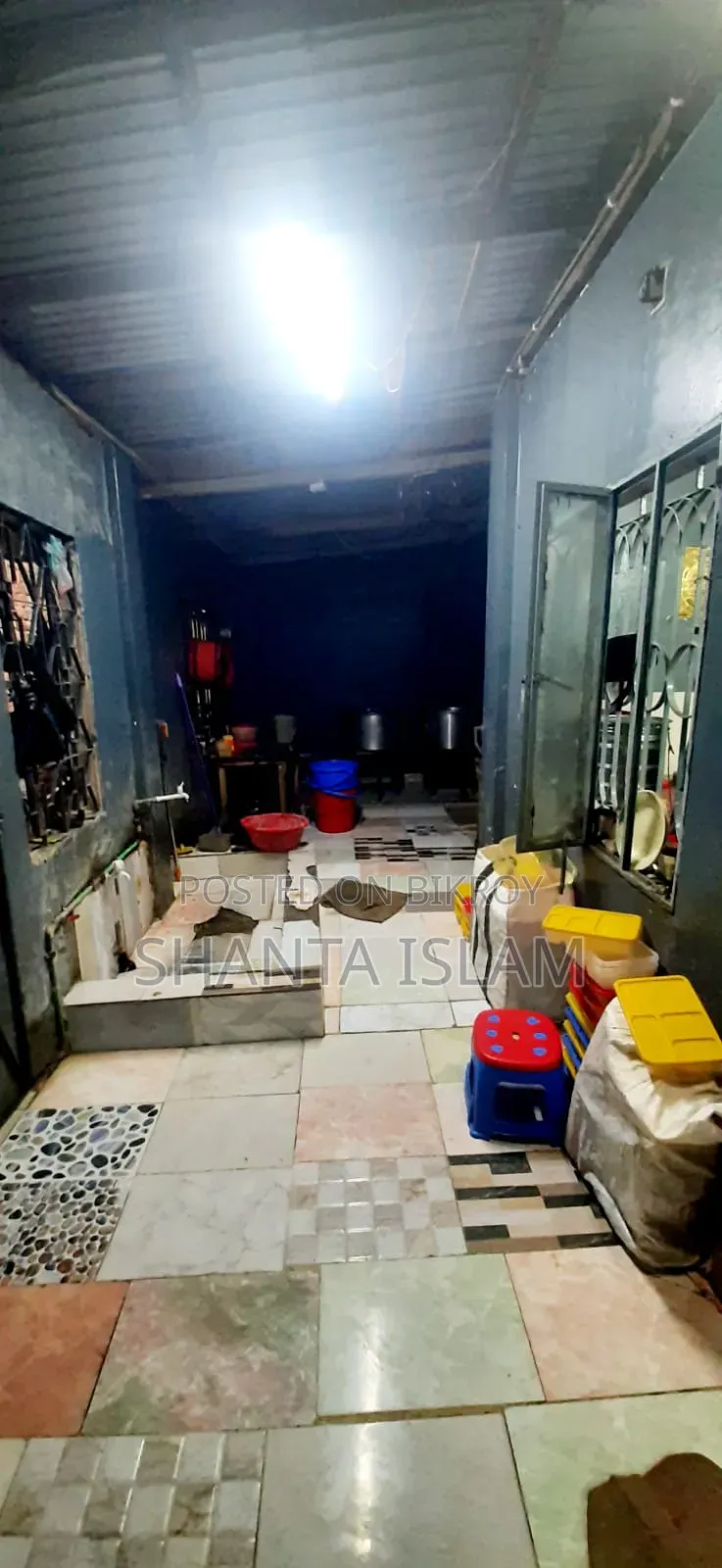 অফিস/গোডাউন/কারখানা ভাড়া দেওয়া হবে