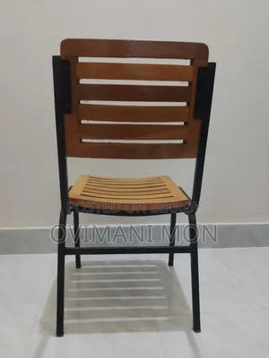 Very lightly used premium looking office/study chair for sale.