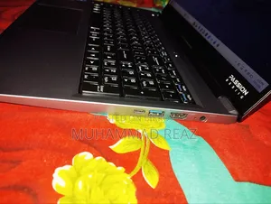 ল্যাপটপ ৮জিবি ইন্টেল কোর আই৩ এসএসডি ৫১২জিবি