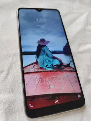 Vivo V21e 128 GB Purple