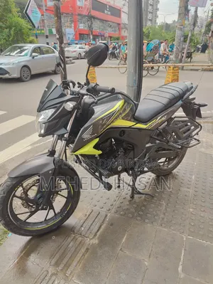 Honda Hornet 2023 Gray