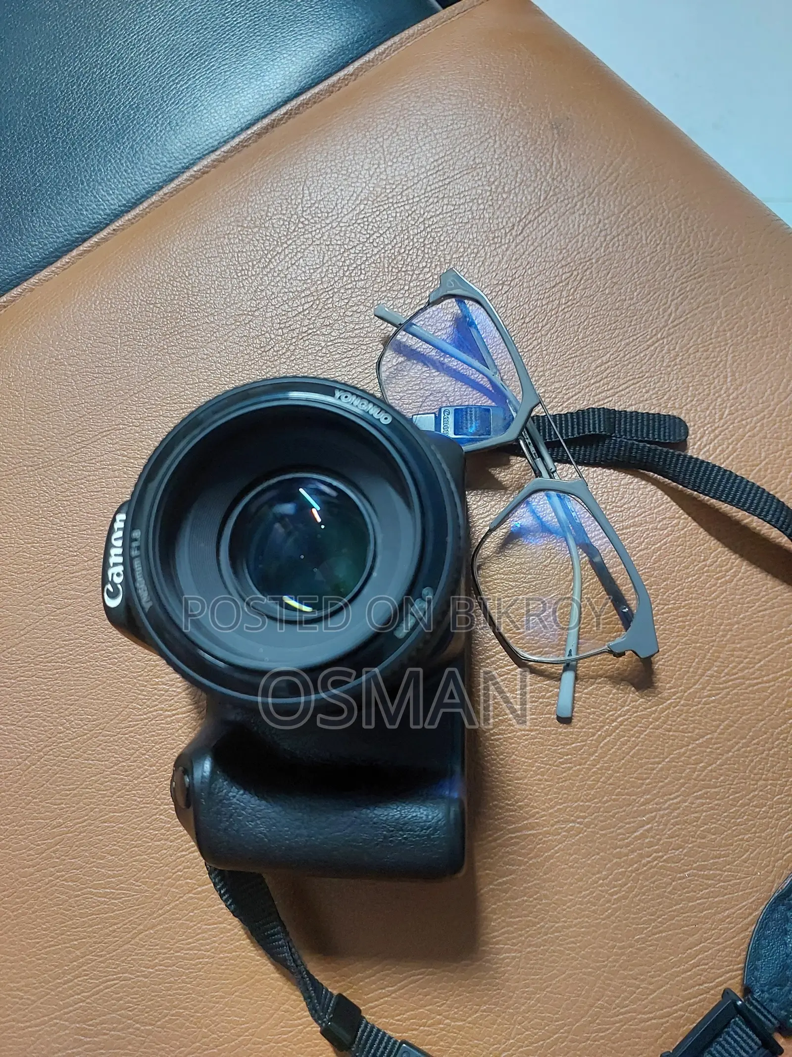 Canon 200D